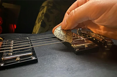 palhetas de guitarra